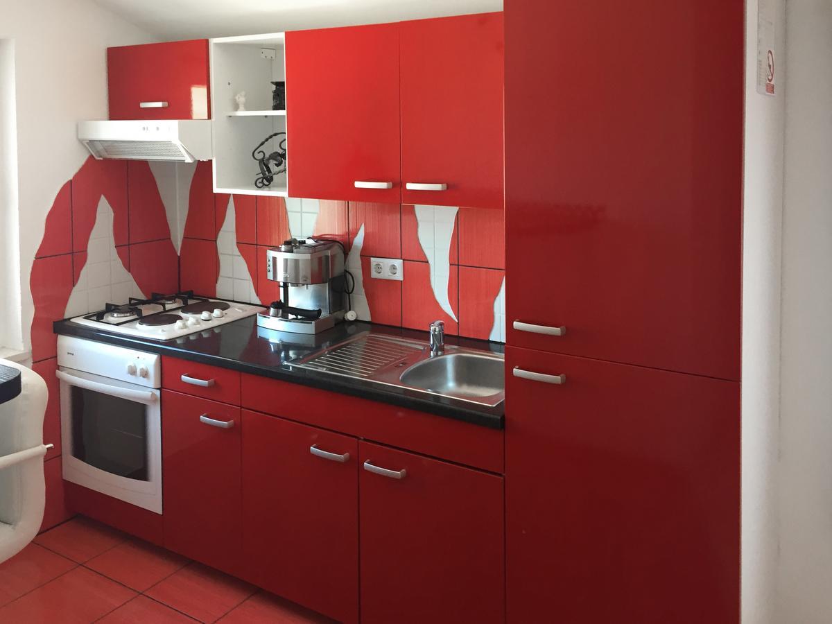 Apartments Logos Трогир Екстериор снимка